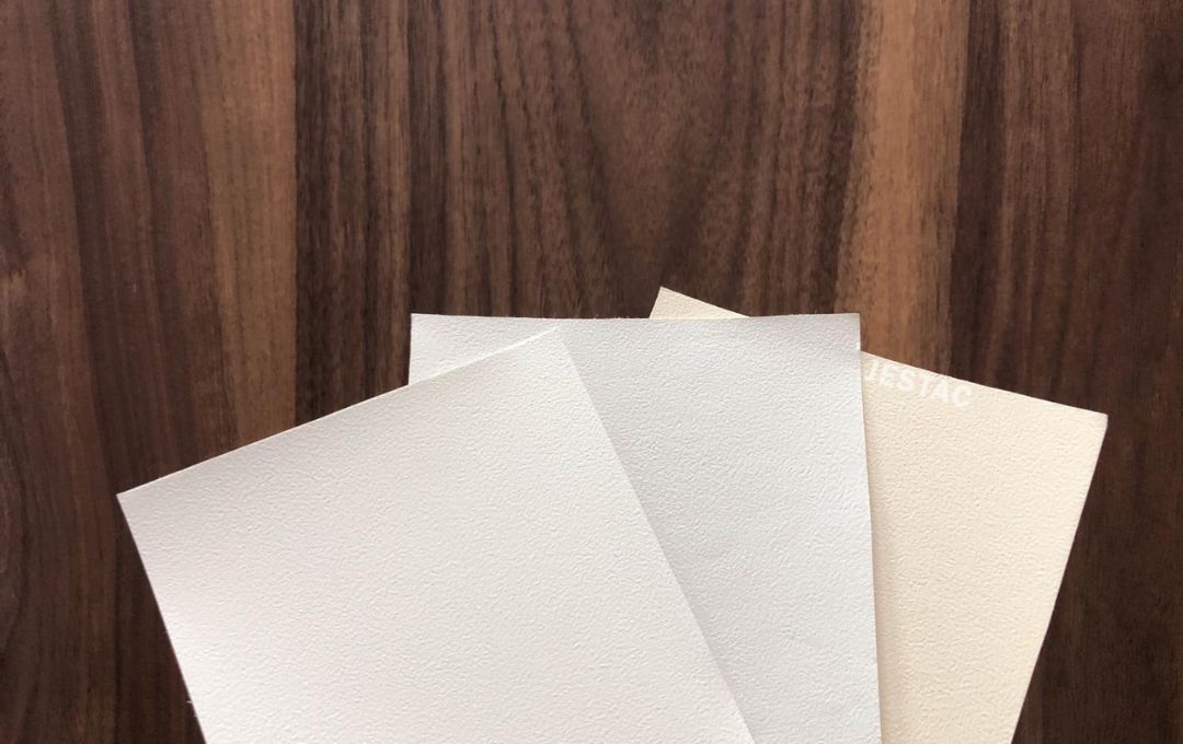 Choosing the Right Wall Upgrade- Wallpaper vs Paint (2)